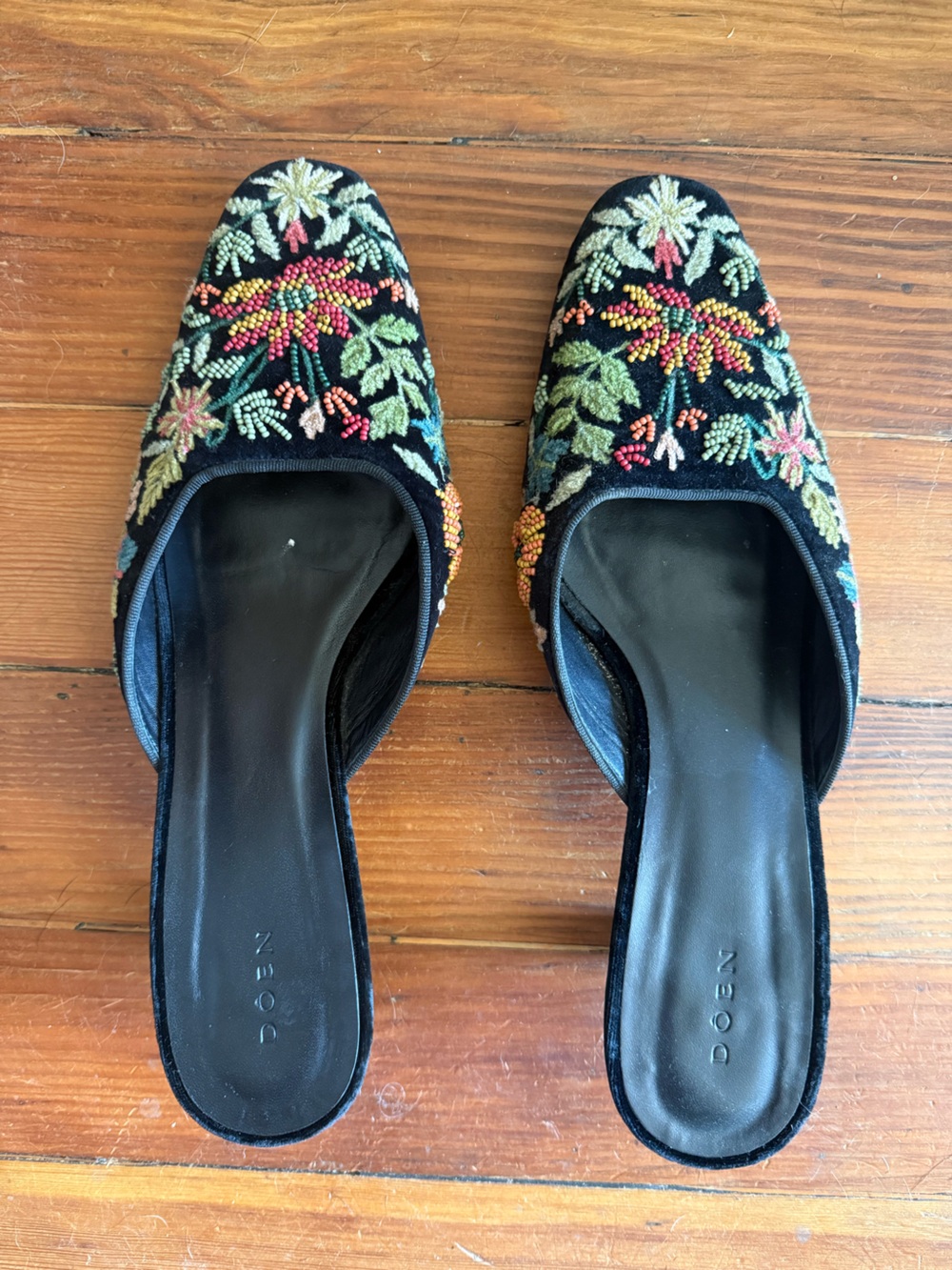 Doen Velvet Beaded Floral Mules